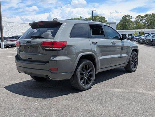 2021 Jeep Grand Cherokee Laredo
