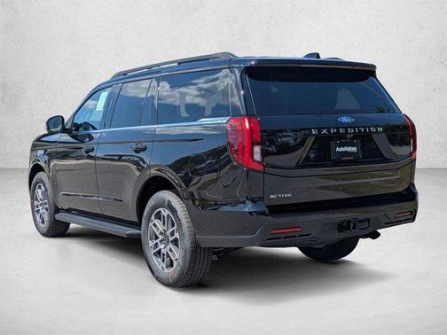 Agate Black Metallic 2026 Ford Expedition Active