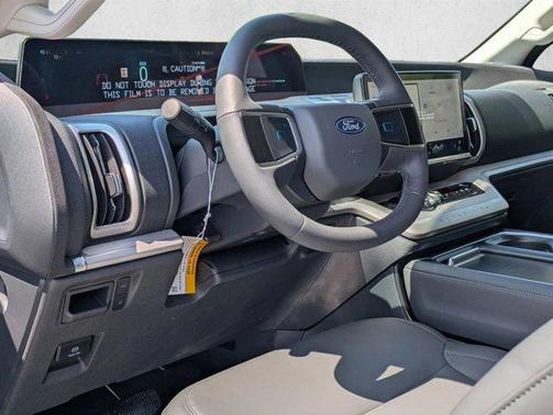 Agate Black Metallic 2026 Ford Expedition Active