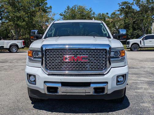 2015 GMC Sierra 2500 Denali