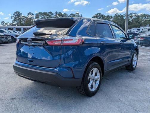 2021 Ford Edge SE