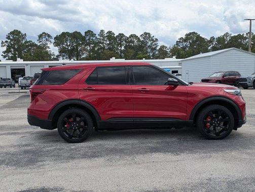 Rapid Red Metallic Tinted Clearcoat 2021 Ford Explorer ST