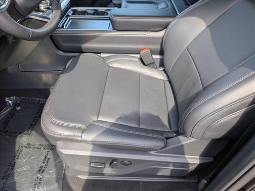 Agate Black Metallic 2026 Ford Expedition Max Platinum