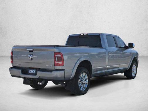 Billet Silver Metallic Clearcoat 2019 RAM 3500 Limited Crew Cab 4x4 8' Box