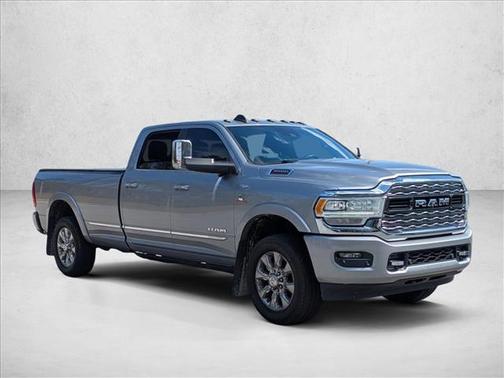 2019 RAM 3500 Limited Crew Cab 4x4 8' Box