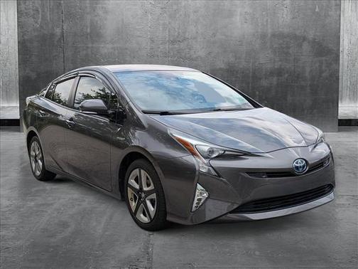 2018 Toyota Prius Four Touring