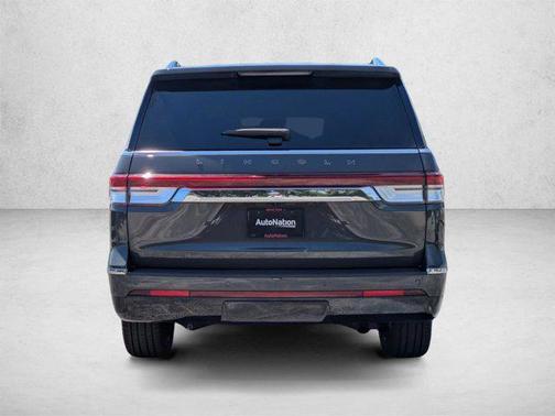 Chroma Caviar Dark Gray Metallic Clearcoat 2024 Lincoln Navigator Black Label