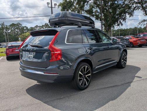 2024 Volvo XC90 B6 Plus Bright Theme 7-Seater