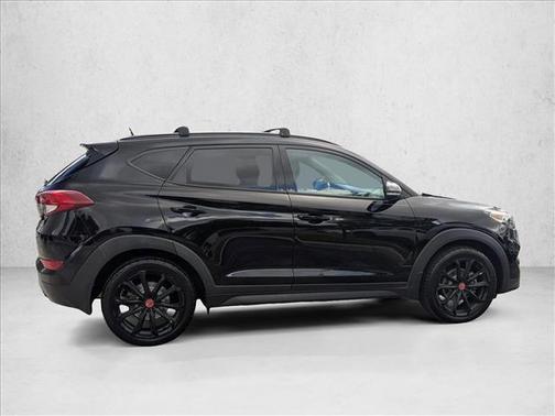2017 Hyundai TUCSON Night