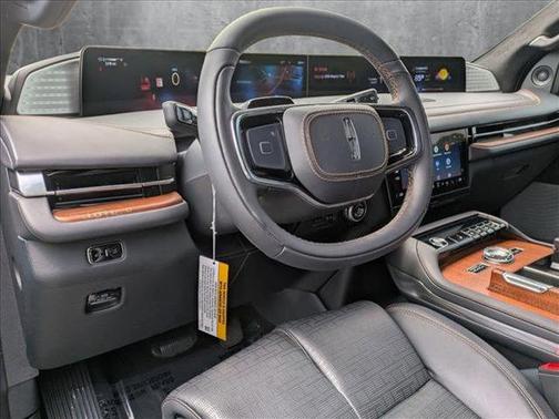 2025 Lincoln Navigator Black Label