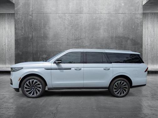 2025 Lincoln Navigator Black Label