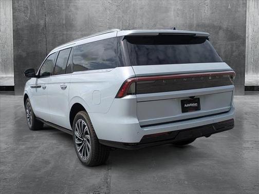 2025 Lincoln Navigator Black Label