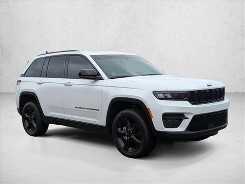 2024 Jeep Grand Cherokee Altitude