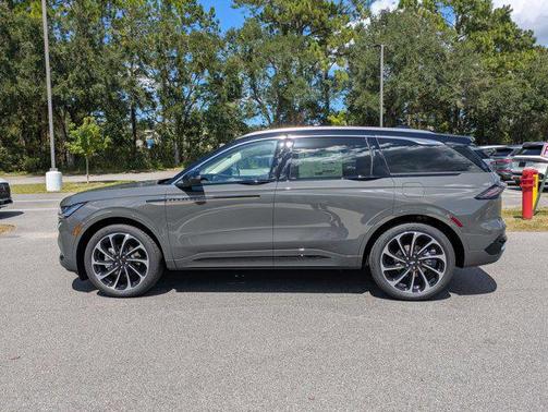 2025 Lincoln Nautilus Black Label