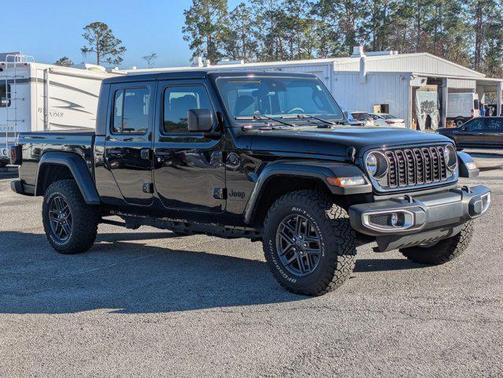 2024 Jeep Gladiator Sport S