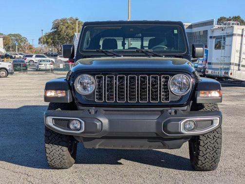 2024 Jeep Gladiator Sport S