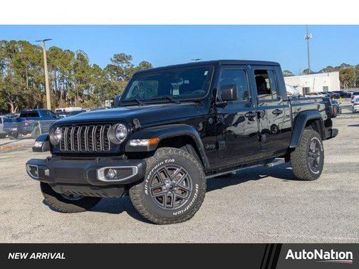 2024 Jeep Gladiator Sport S