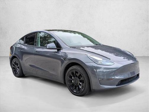 2022 Tesla Model Y Long Range Dual Motor All-Wheel Drive