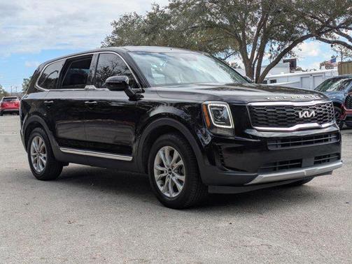 2022 Kia Telluride LX