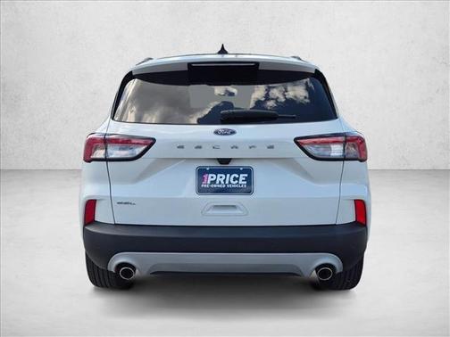 Star White Metallic Tri-Coat 2022 Ford Escape SEL