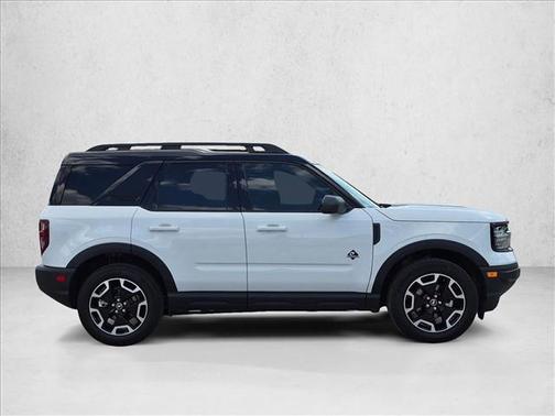 Oxford White 2024 Ford Bronco Sport Outer Banks