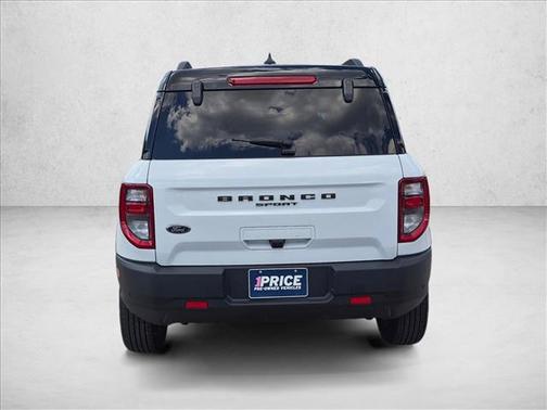 Oxford White 2024 Ford Bronco Sport Outer Banks
