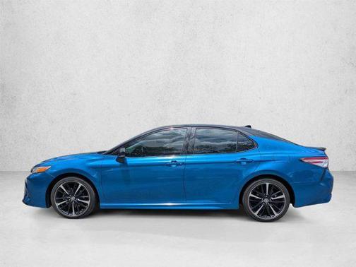 Blue Streak/Midnight Black Metallic 2020 Toyota Camry XSE