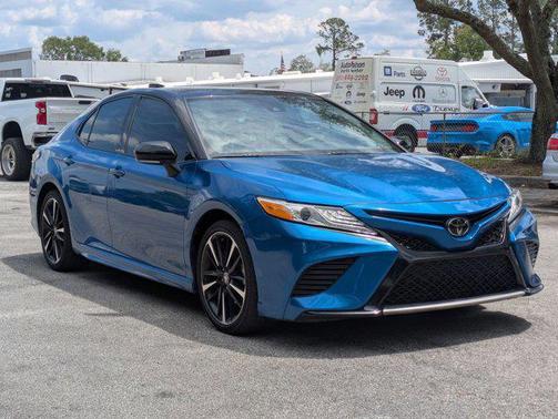 Blue Streak/Midnight Black Metallic 2020 Toyota Camry XSE