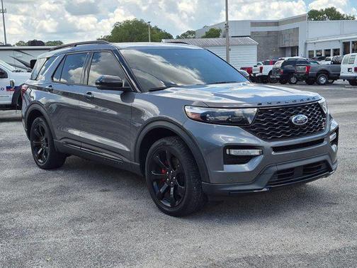 Carbonized Gray Metallic 2023 Ford Explorer ST