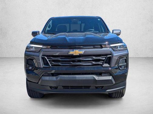 Black 2025 Chevrolet Colorado LT