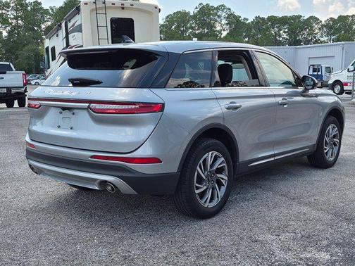 Silver Radiance Metallic Clearcoat 2024 Lincoln Corsair Premiere