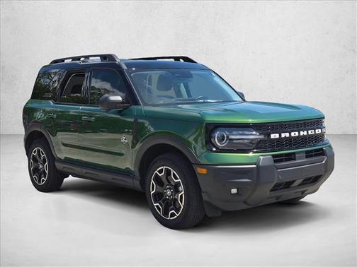 Eruption Green Metallic 2025 Ford Bronco Sport Outer Banks