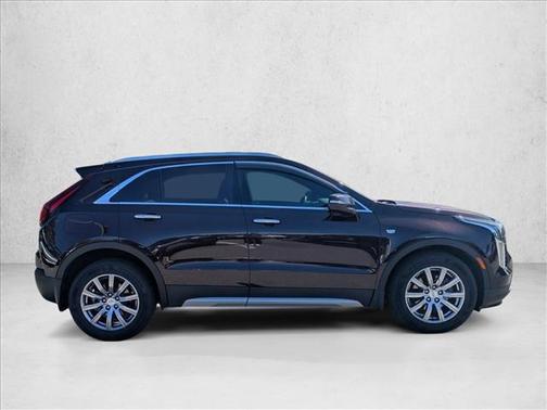 2021 Cadillac XT4 Premium Luxury