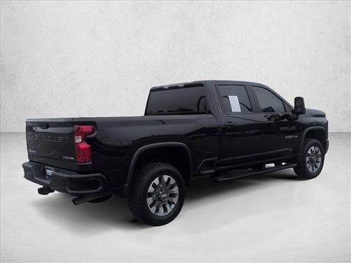 Mosaic Black Metallic 2022 Chevrolet Silverado 2500 Custom