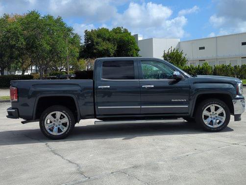 Dark Slate Metallic 2017 GMC Sierra 1500 SLT
