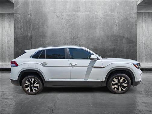 2020 Volkswagen Atlas Cross Sport 2.0T SEL