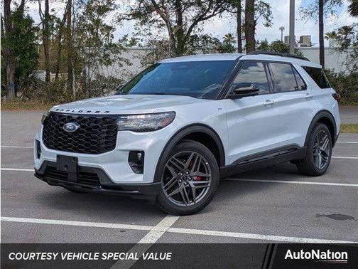 Space White Metallic 2026 Ford Explorer ST-Line