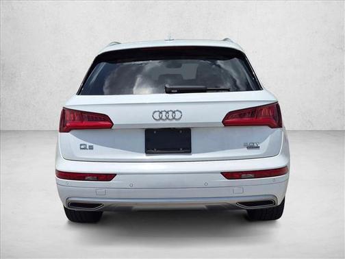 Ibis White 2018 Audi Q5 2.0T Premium Plus