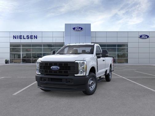 Oxford White 2026 Ford F-250 XL