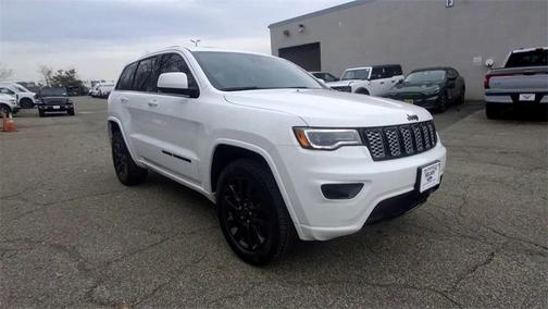 2021 Jeep Grand Cherokee Laredo