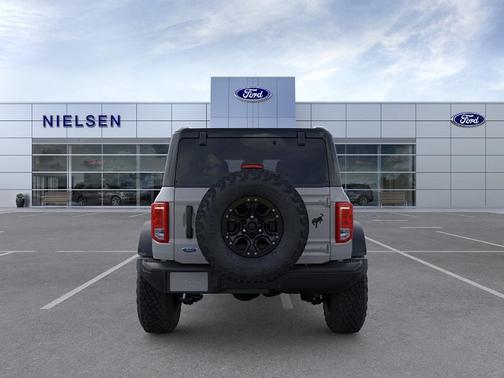 AVALANCHE GRAY 2026 Ford Bronco Big Bend