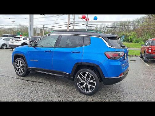 Hydro Blue Pearlcoat 2025 Jeep Compass Limited