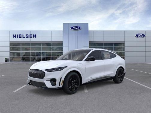 STAR WHITE MET TRI-COAT 2025 Ford Mustang Mach-E GT