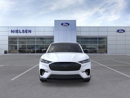 STAR WHITE MET TRI-COAT 2025 Ford Mustang Mach-E GT