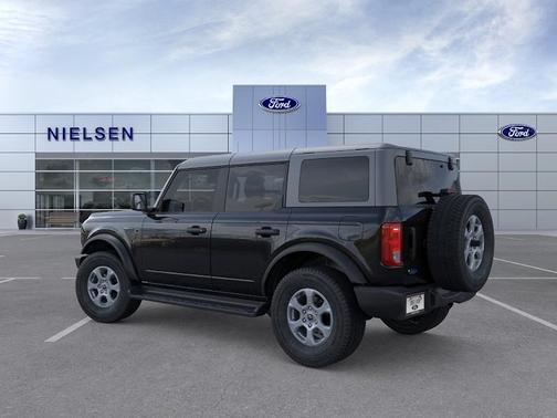 SHADOW BLACK 2026 Ford Bronco Big Bend