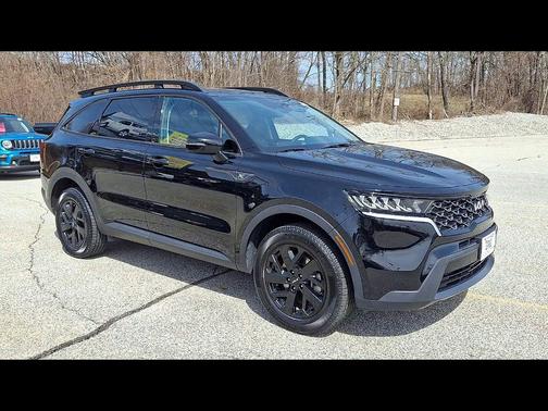 Ebony Black 2023 Kia Sorento S
