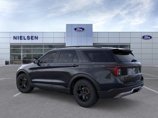 AGATE BLACK METALLIC 2026 Ford Explorer Tremor