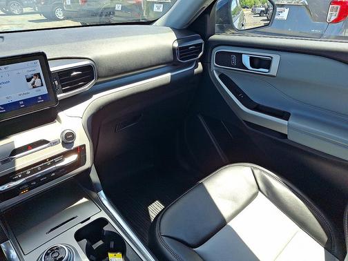 CARBONIZED GRAY METALLIC 2023 Ford Explorer XLT