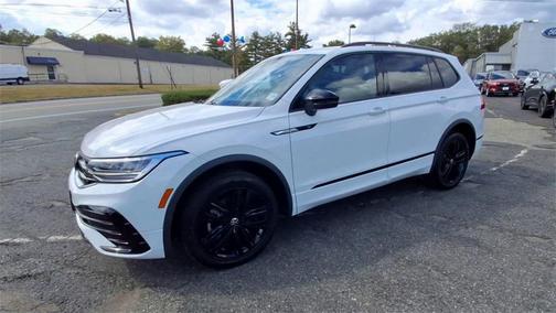 2022 Volkswagen Tiguan 2.0T SE R-Line Black 4MOTION