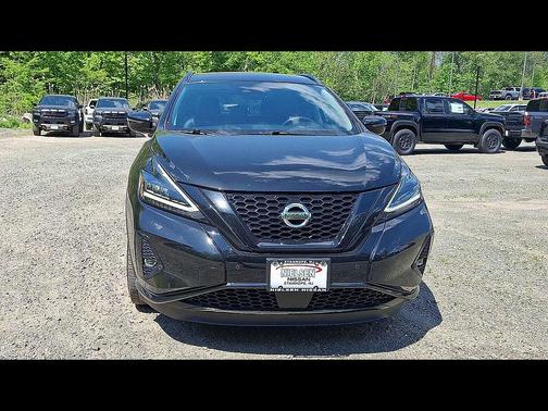 Magnetic Black Pearl 2022 Nissan Murano SV Intelligent AWD